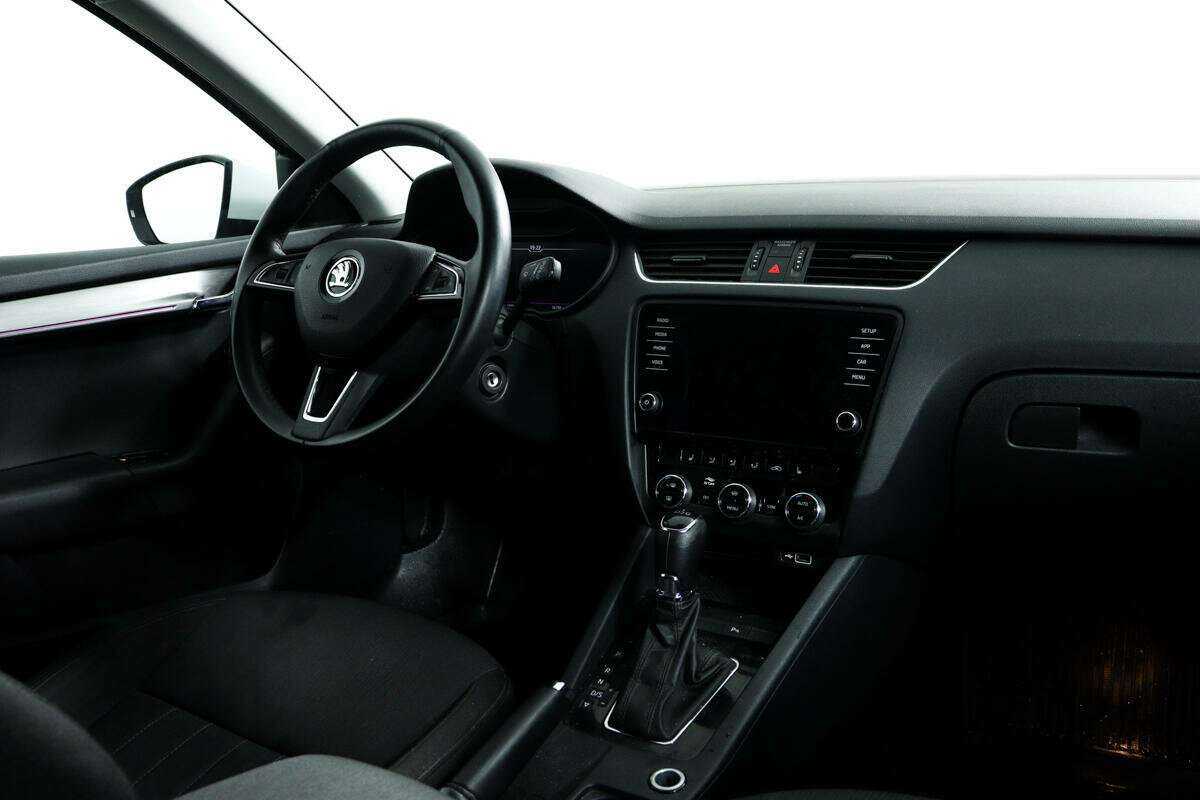 Купить Skoda Octavia с пробегом. Фото: #8