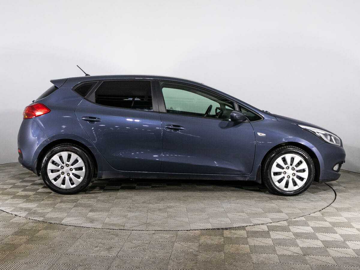 Купить Kia Ceed с пробегом. Фото: #3
