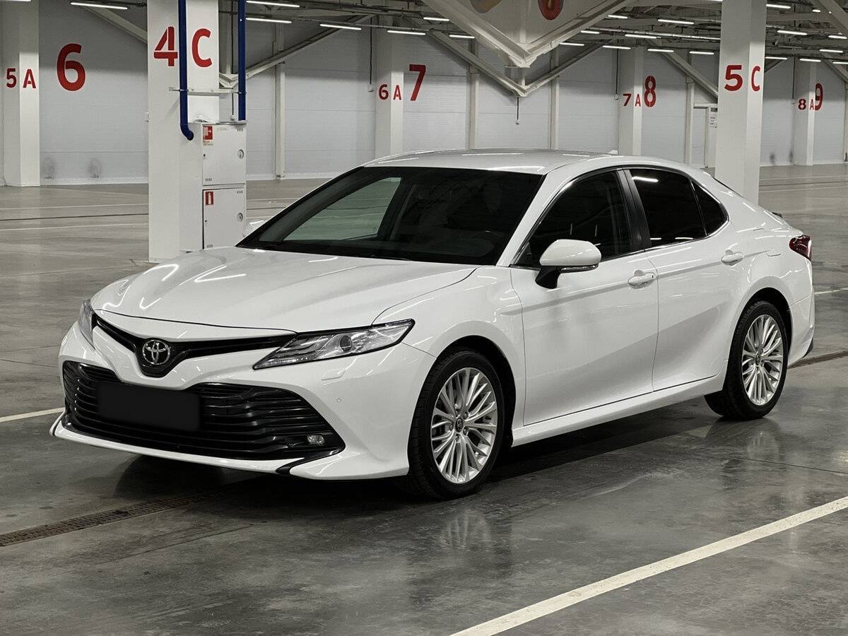 Купить Toyota Camry с пробегом. Фото: #0