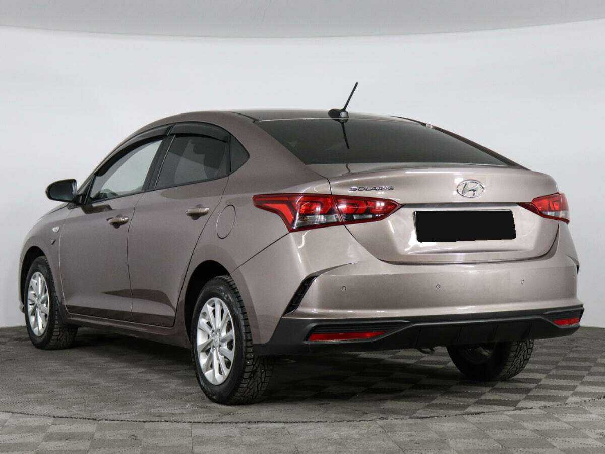 Купить Hyundai Solaris с пробегом. Фото: #5