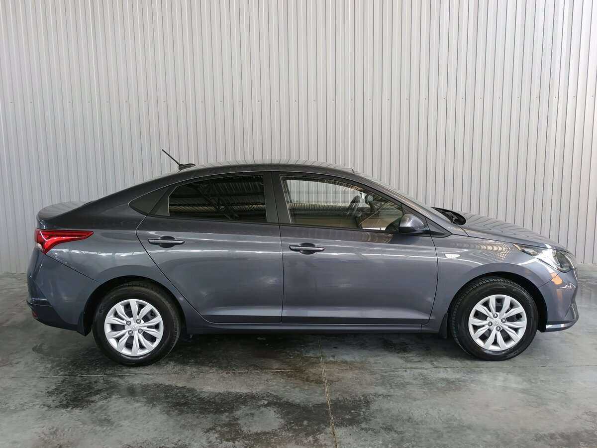 Купить Hyundai Solaris с пробегом. Фото: #3