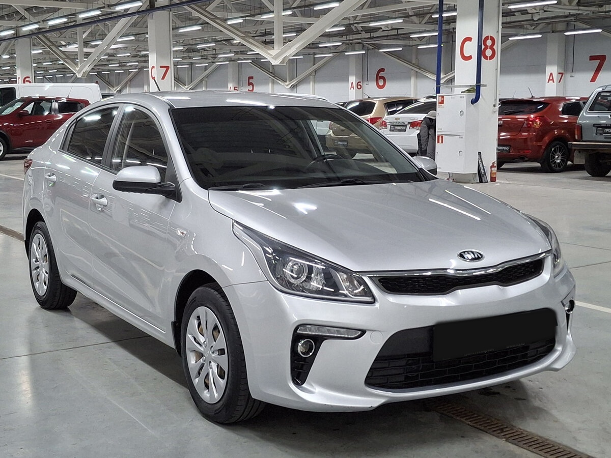 Купить Kia Rio с пробегом. Фото: #2