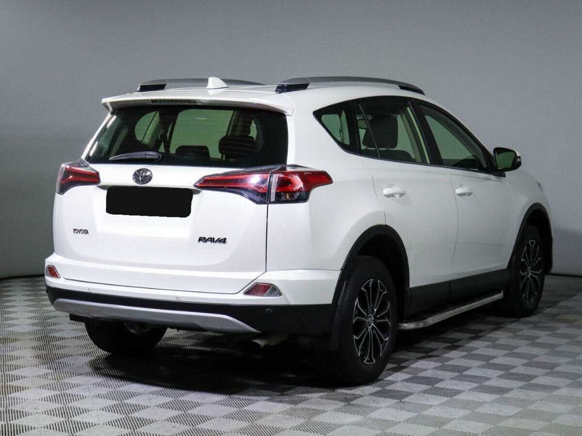 Купить Toyota RAV4 с пробегом. Фото: #4