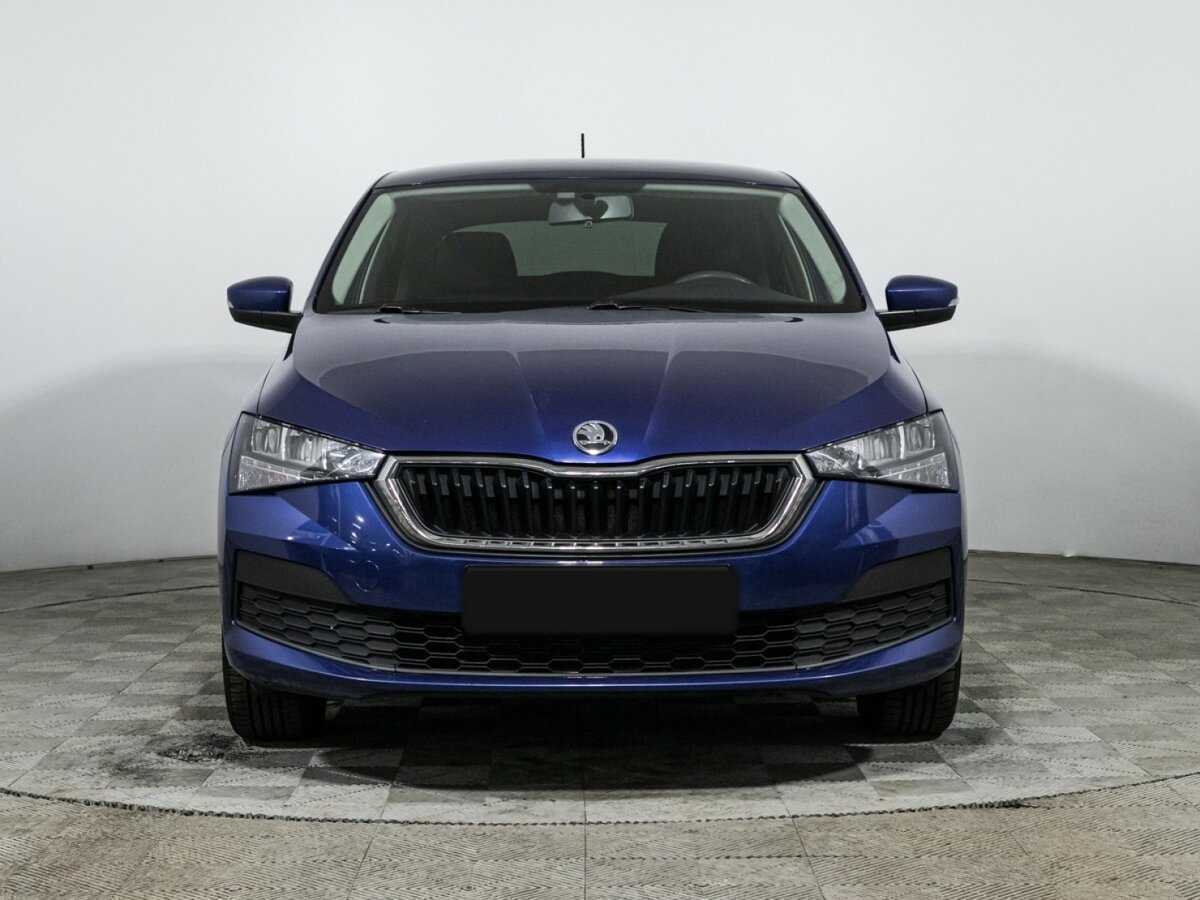 Купить Skoda Rapid с пробегом. Фото: #1
