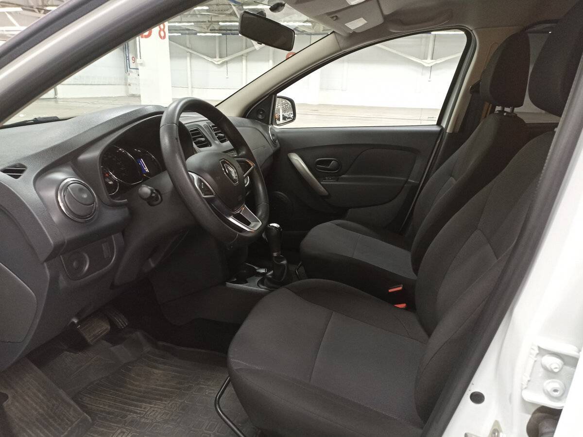 Купить Renault Logan с пробегом. Фото: #14