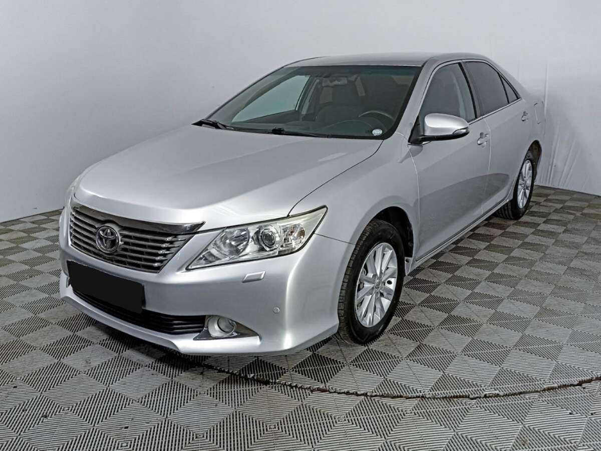 Купить Toyota Camry с пробегом. Посмотреть фото