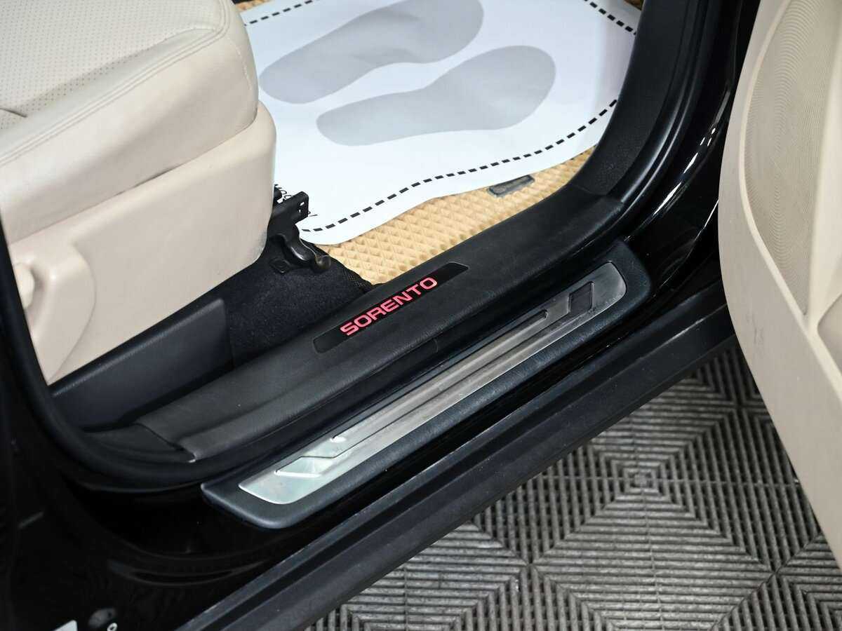 Купить Kia Sorento с пробегом. Фото: #9