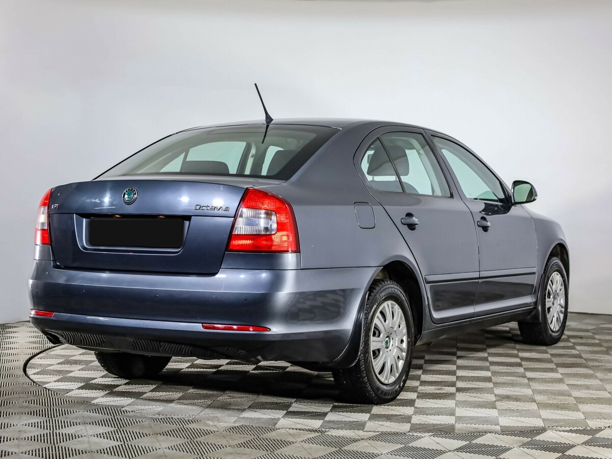 Купить Skoda Octavia с пробегом. Фото: #3