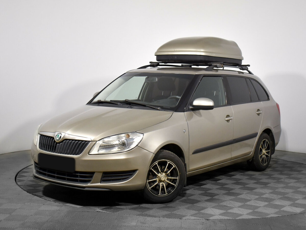 Купить Skoda Fabia с пробегом. Фото: #0