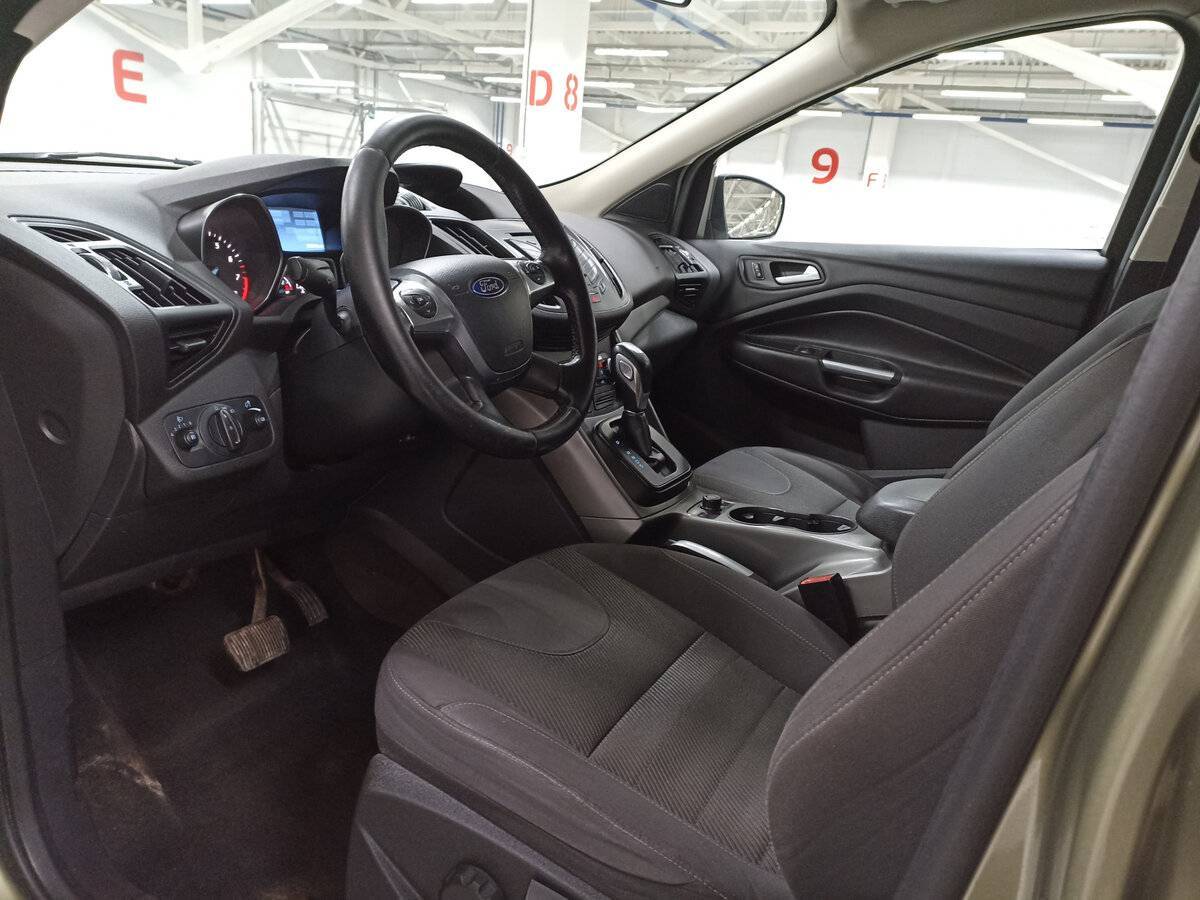 Купить Ford Kuga с пробегом. Фото: #15