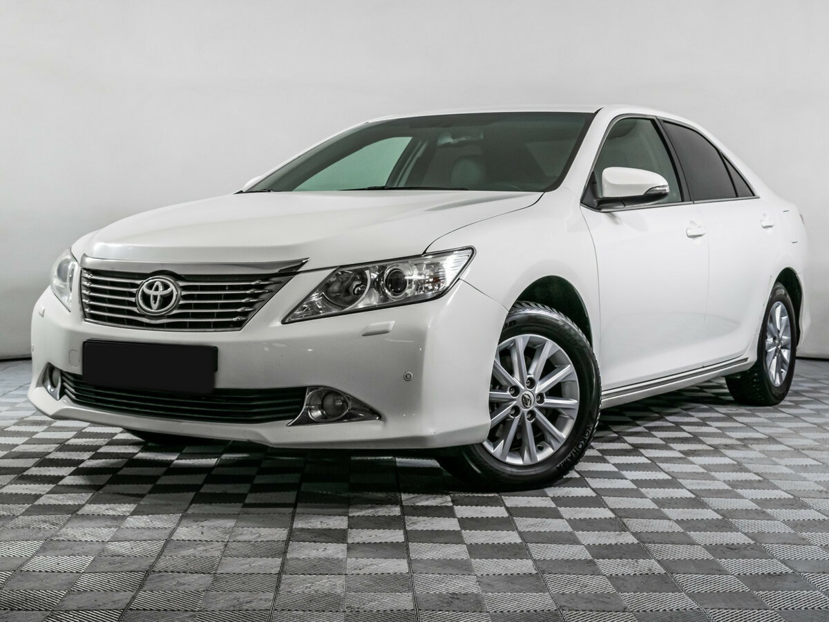 Купить Toyota Camry с пробегом. Фото: #0