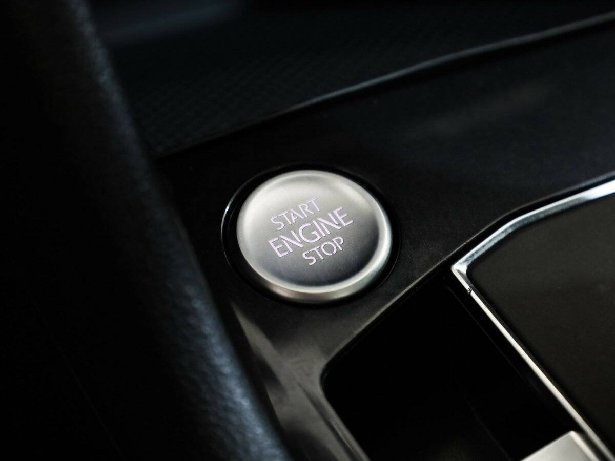 Купить Volkswagen Tiguan с пробегом. Фото: #11
