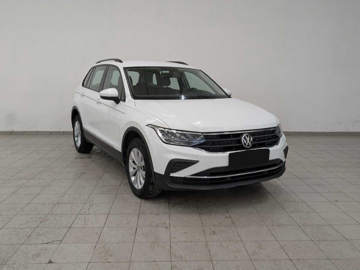 Купить Volkswagen Tiguan с пробегом. Фото: #2