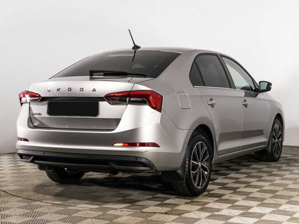 Купить Skoda Rapid с пробегом. Фото: #4