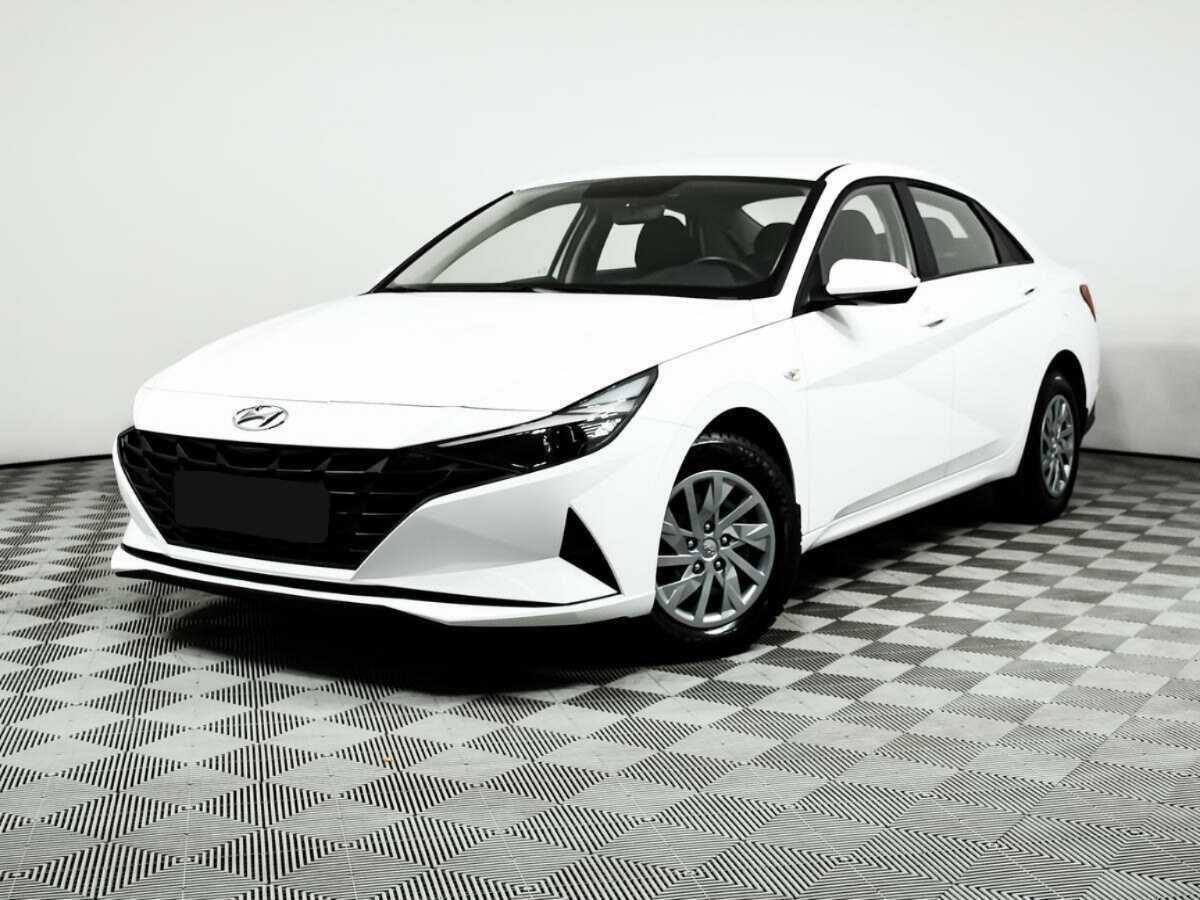 Купить Hyundai Elantra с пробегом. Посмотреть фото