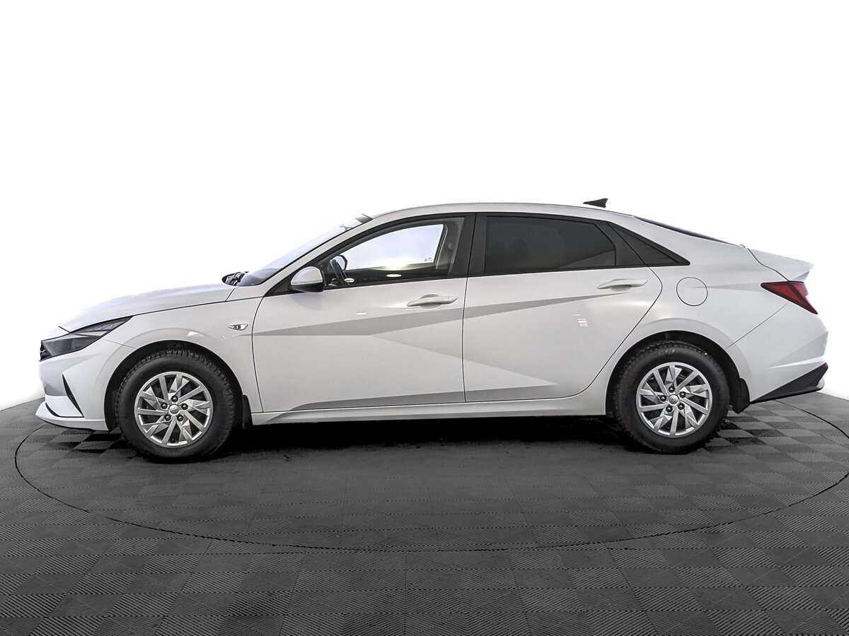 Купить Hyundai Elantra с пробегом. Фото: #7