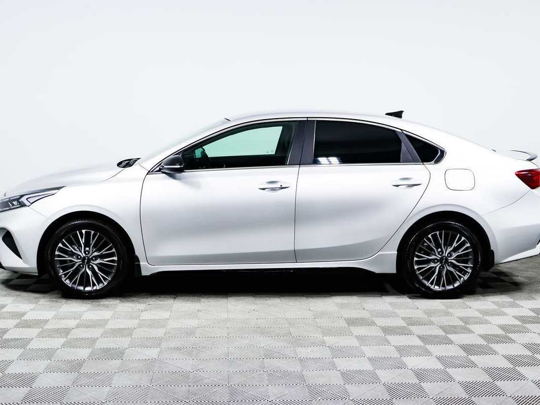 Купить Kia Cerato с пробегом. Фото: #7