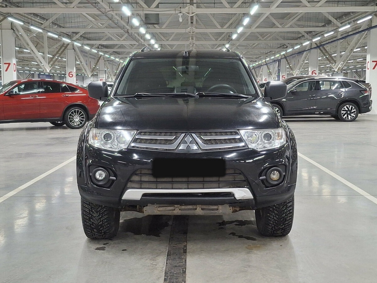 Купить Mitsubishi Pajero Sport с пробегом. Фото: #1
