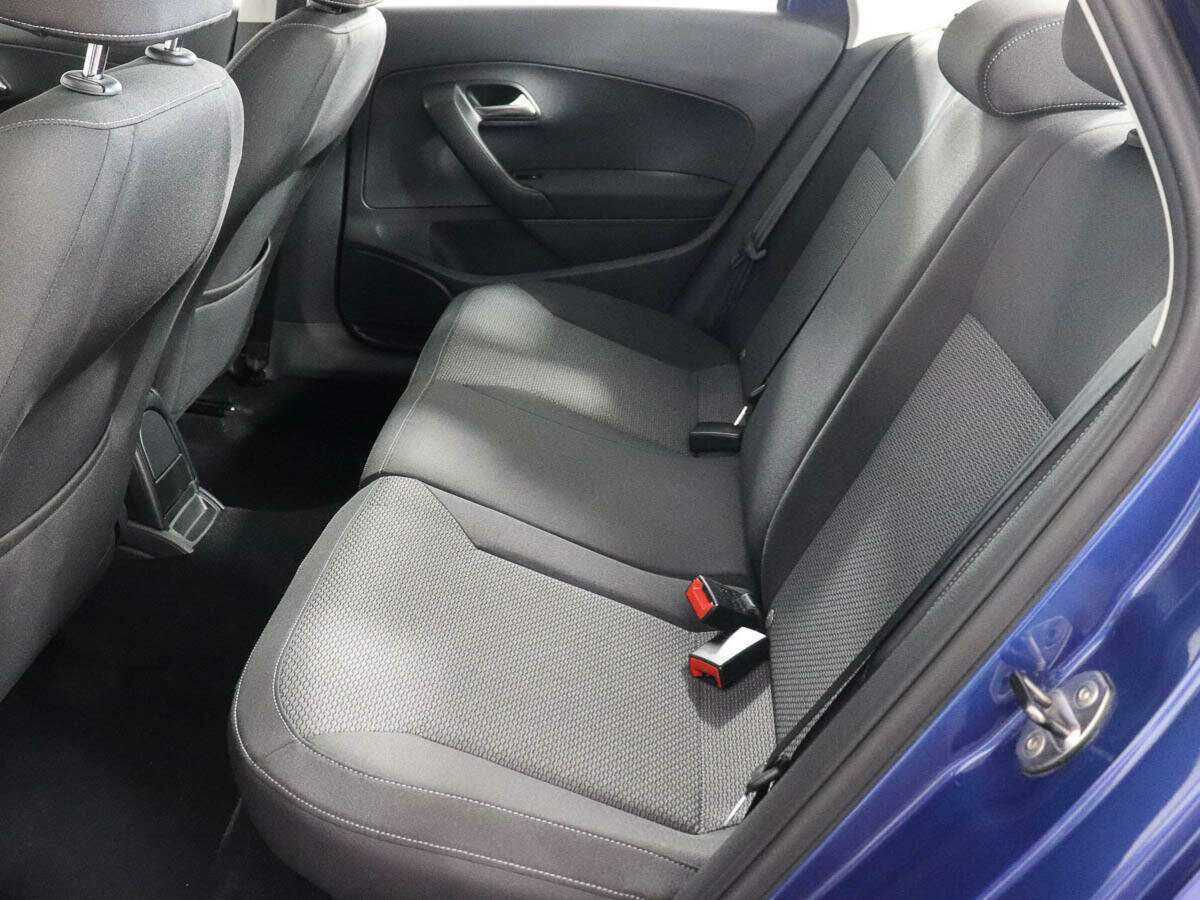 Купить Volkswagen Polo с пробегом. Фото: #8