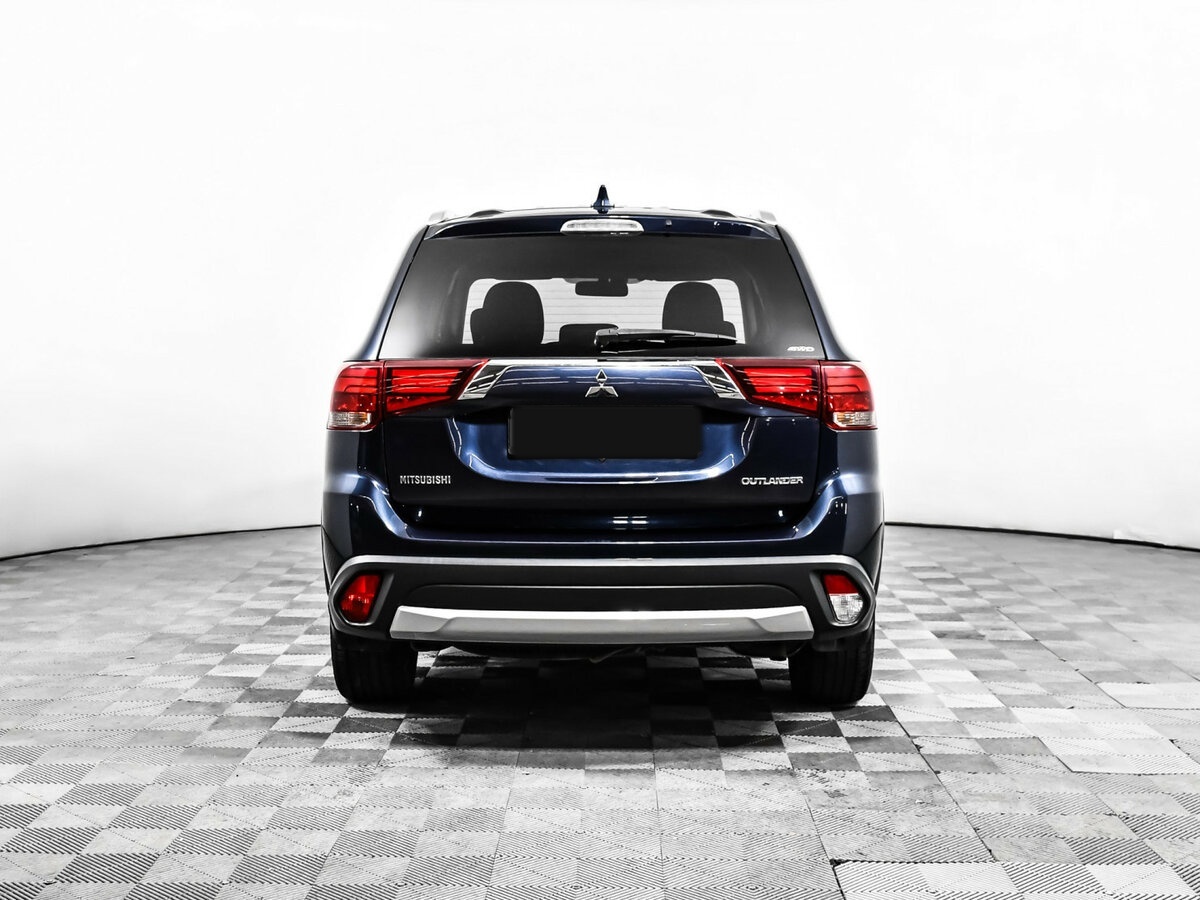Купить Mitsubishi Outlander с пробегом. Фото: #4