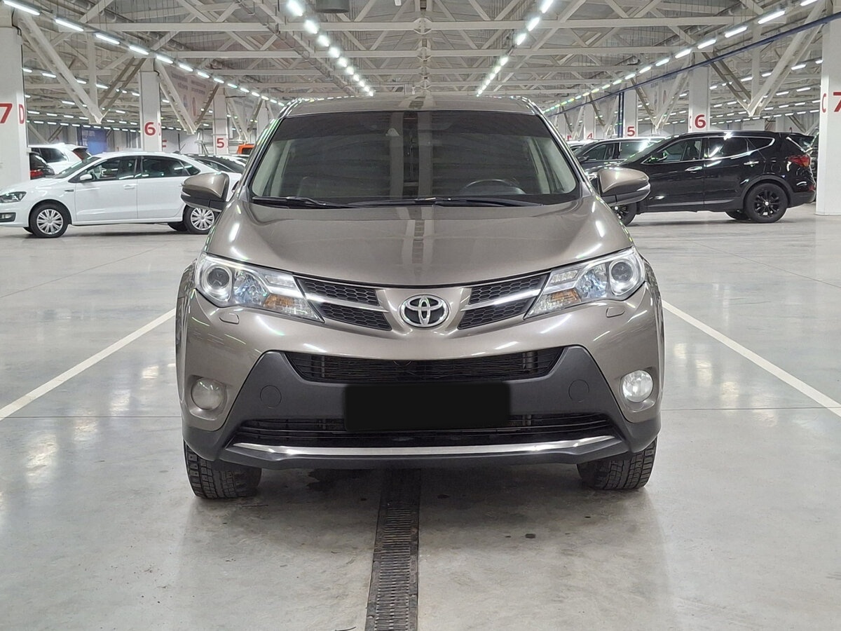 Купить Toyota RAV4 с пробегом. Фото: #1