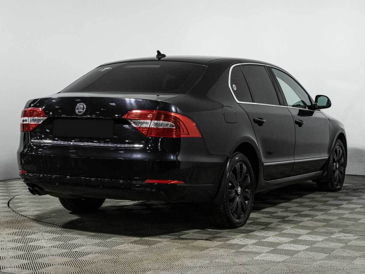 Купить Skoda Superb с пробегом. Фото: #4