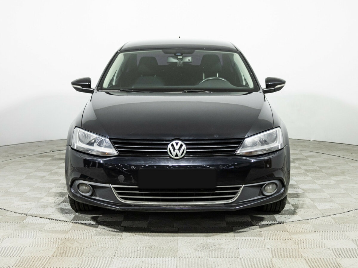 Купить Volkswagen Jetta с пробегом. Фото: #1