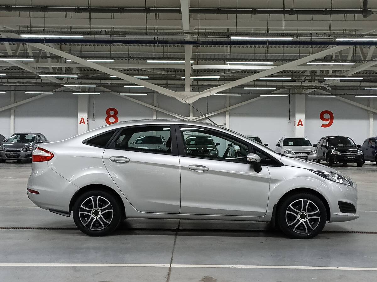 Купить Ford Fiesta с пробегом. Фото: #3