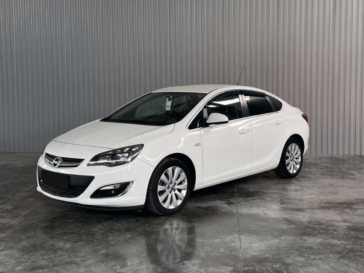Купить Opel Astra с пробегом. Посмотреть фото