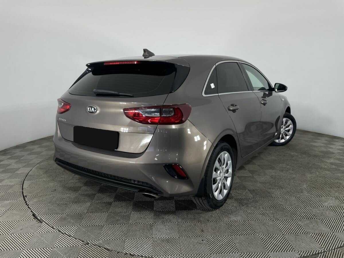 Купить Kia Ceed с пробегом. Фото: #5