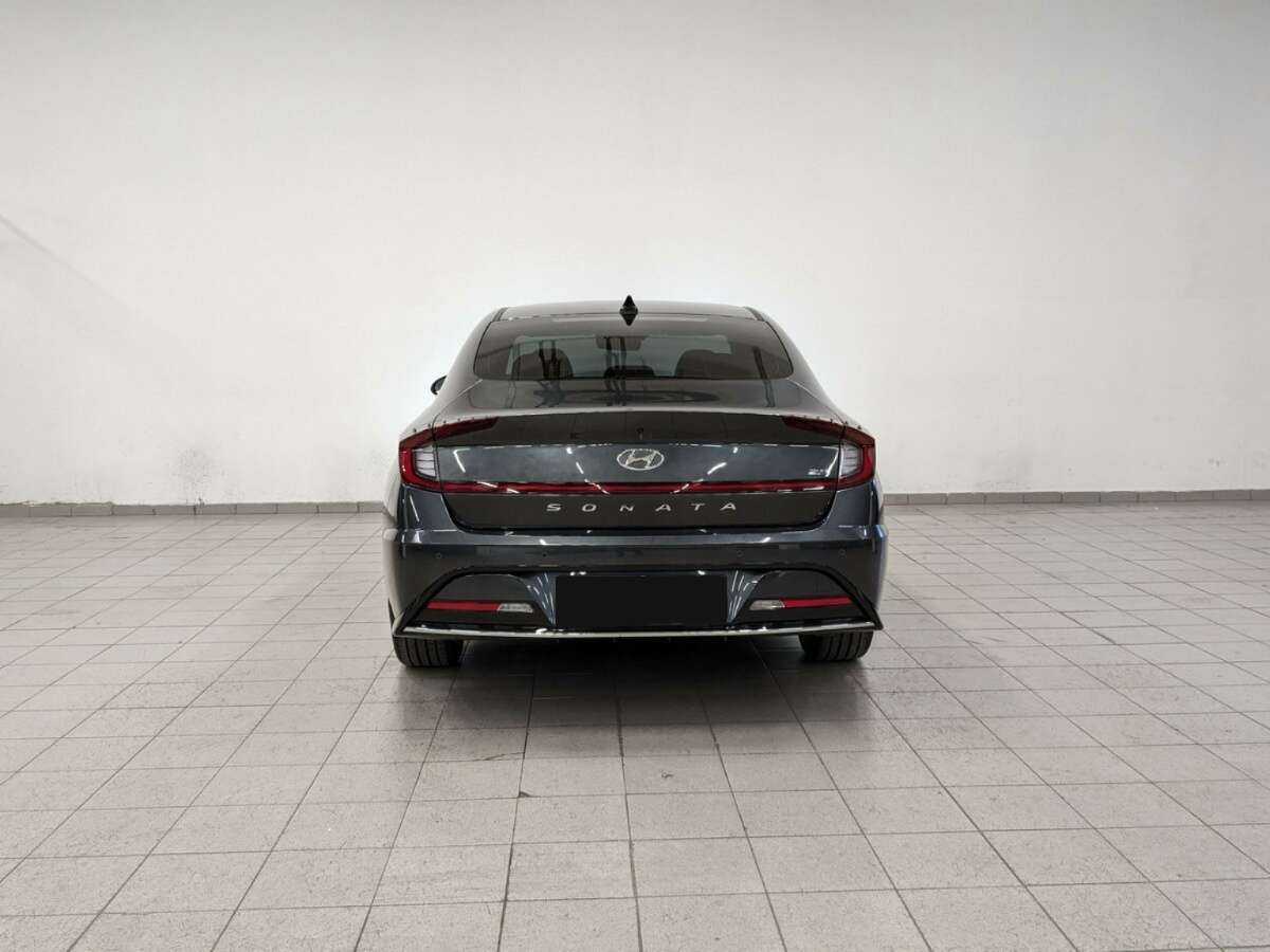 Купить Hyundai Sonata с пробегом. Фото: #5
