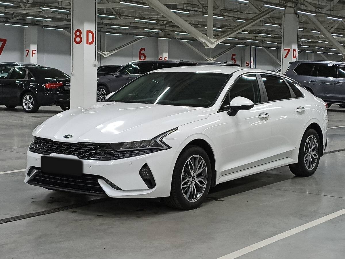 Купить Kia K5 с пробегом. Посмотреть фото