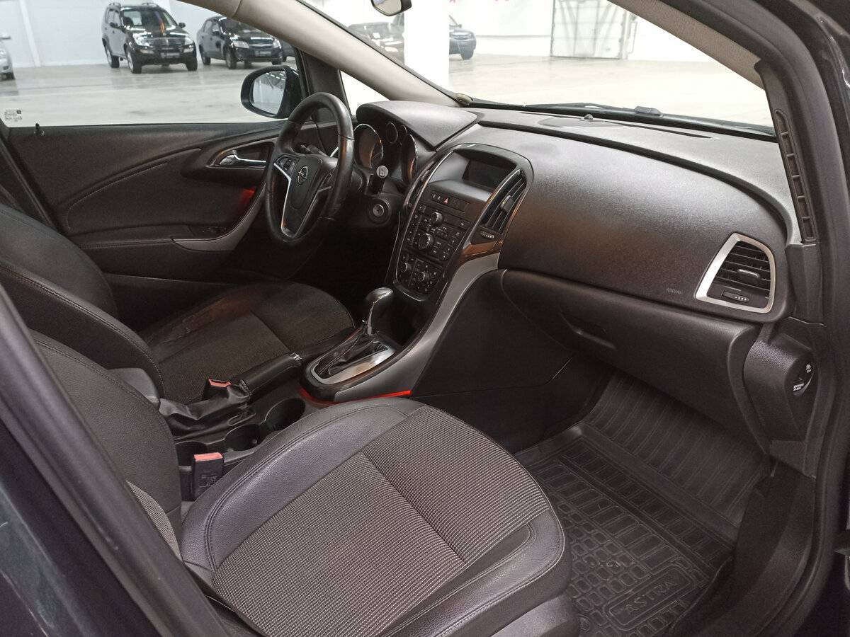 Купить Opel Astra с пробегом. Фото: #10