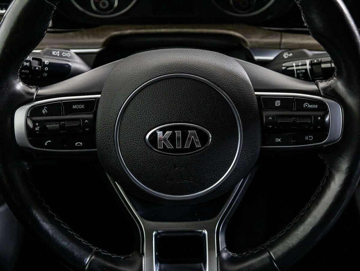 Купить Kia K5 с пробегом. Фото: #14