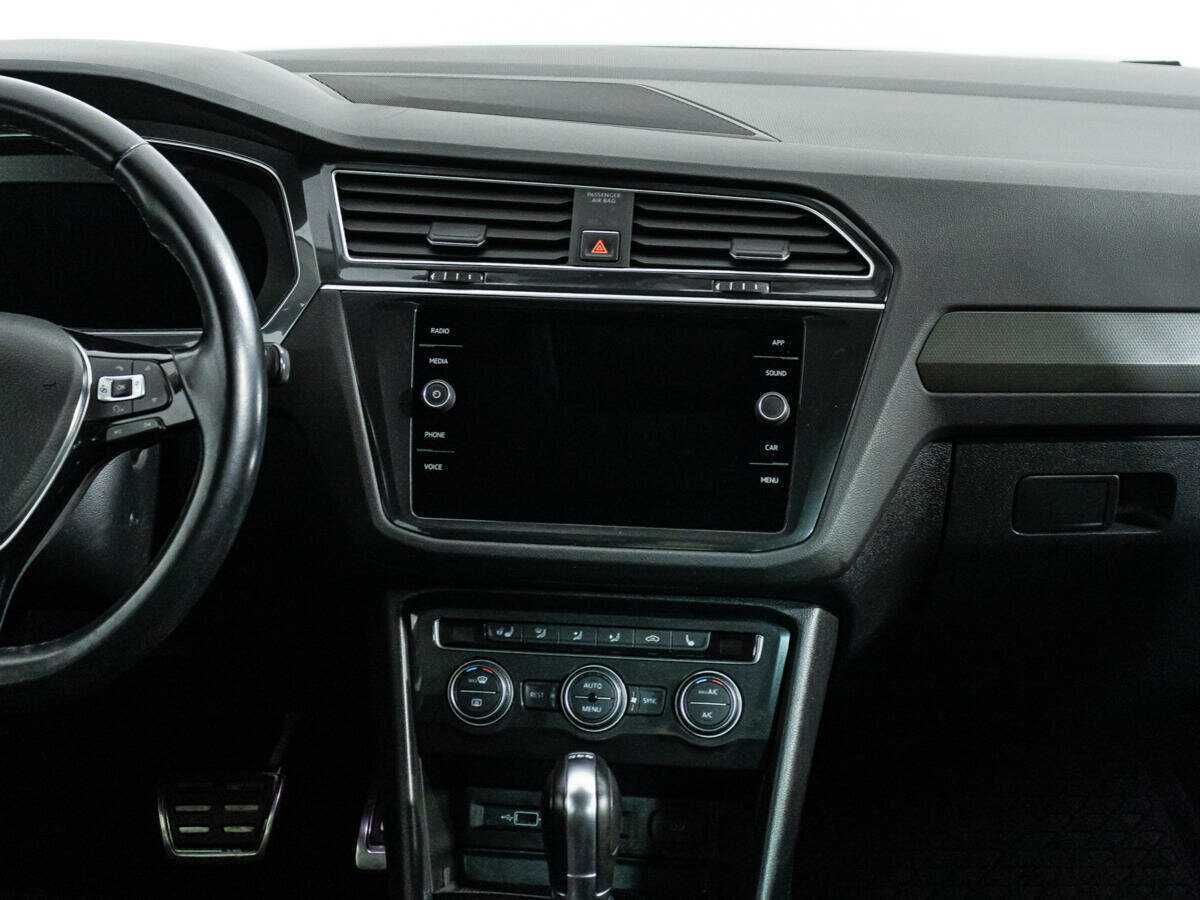 Купить Volkswagen Tiguan с пробегом. Фото: #13