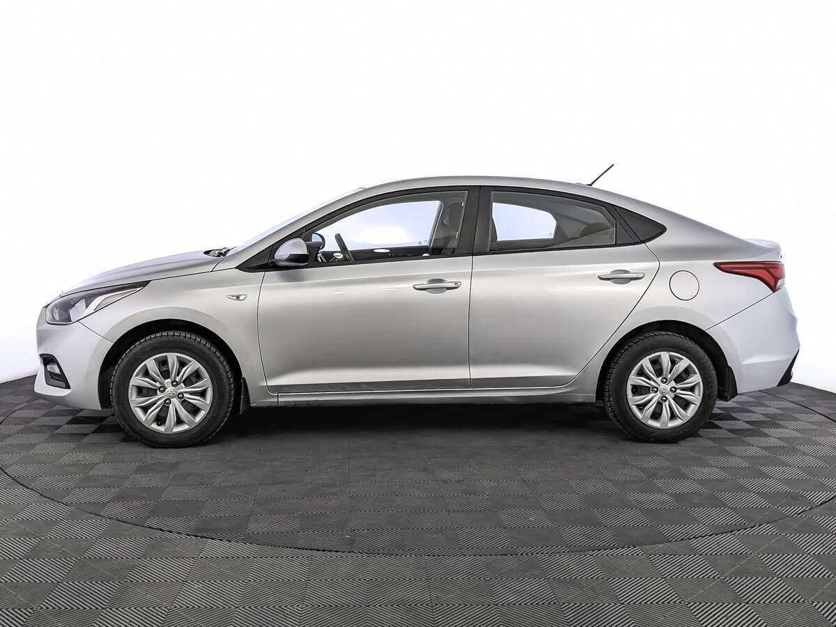 Купить Hyundai Solaris с пробегом. Фото: #7
