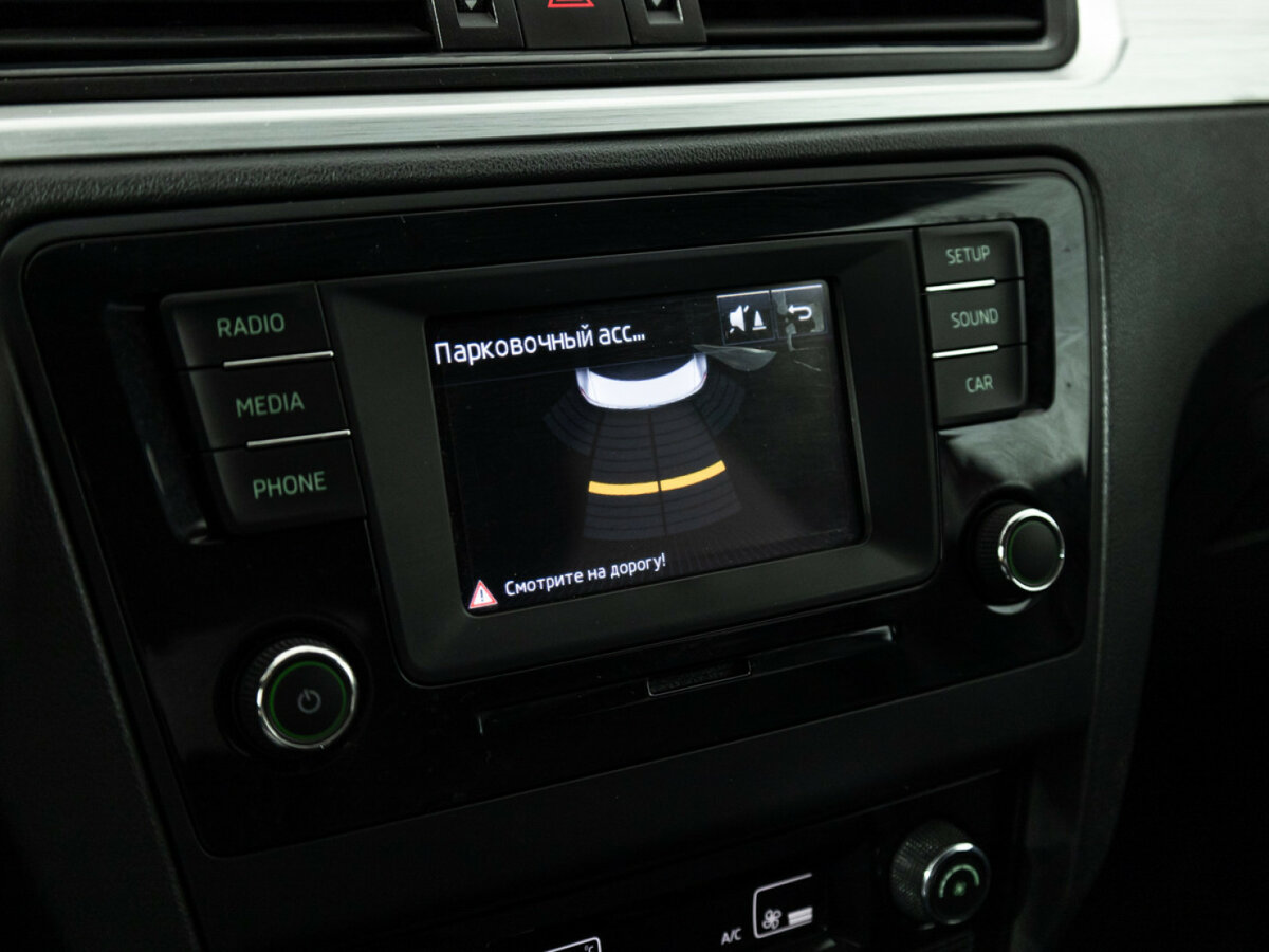 Купить Skoda Rapid с пробегом. Фото: #14