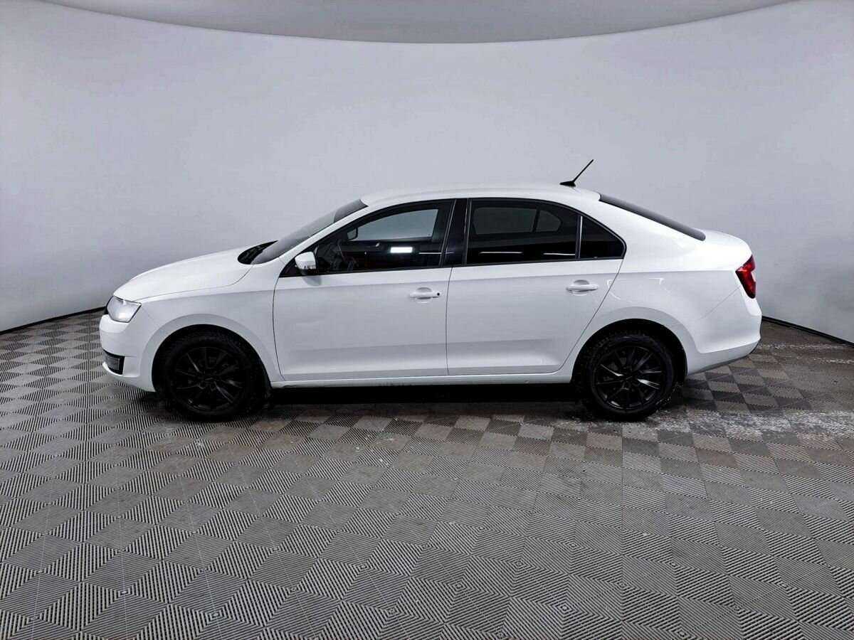 Купить Skoda Rapid с пробегом. Фото: #7
