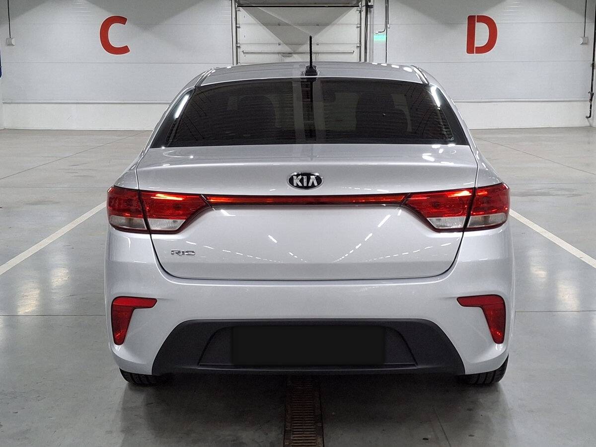 Купить Kia Rio с пробегом. Фото: #5
