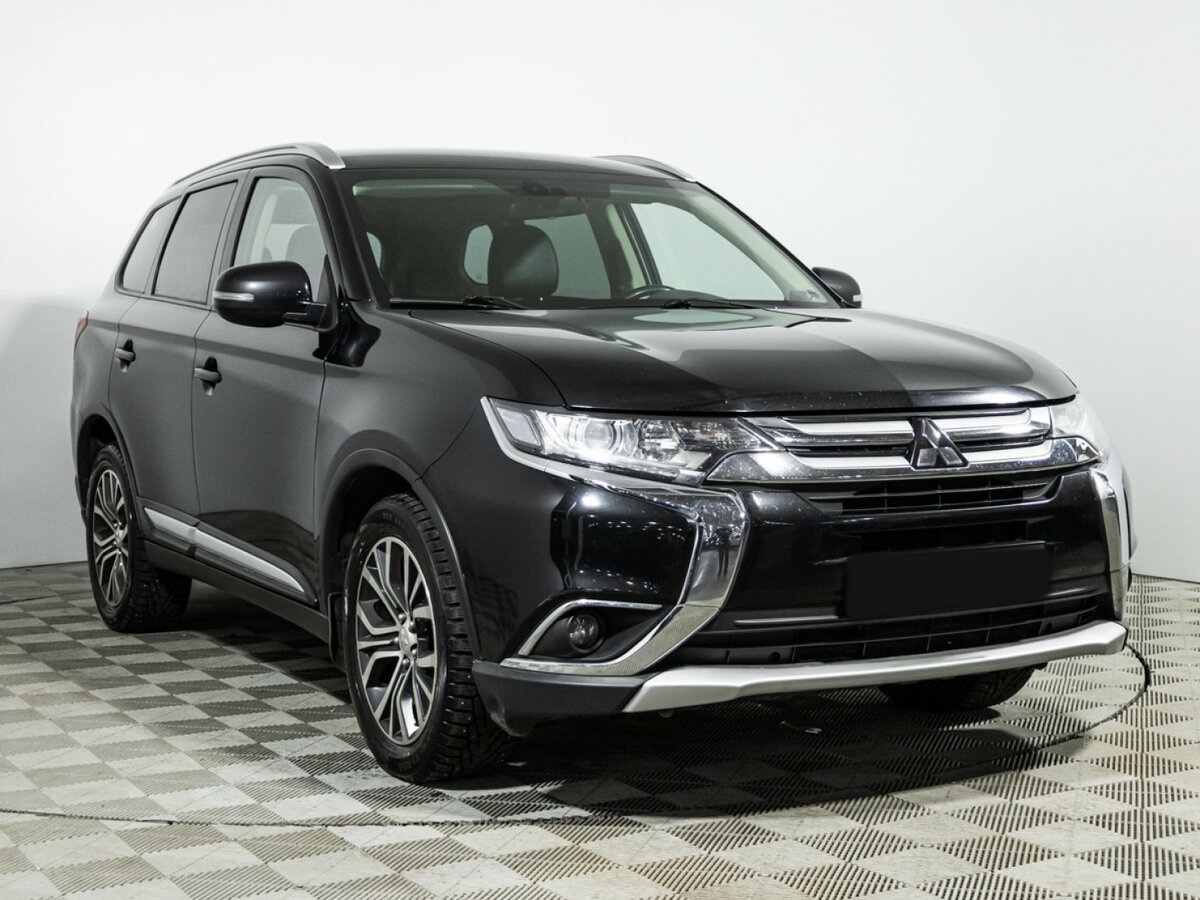 Купить Mitsubishi Outlander с пробегом. Фото: #2