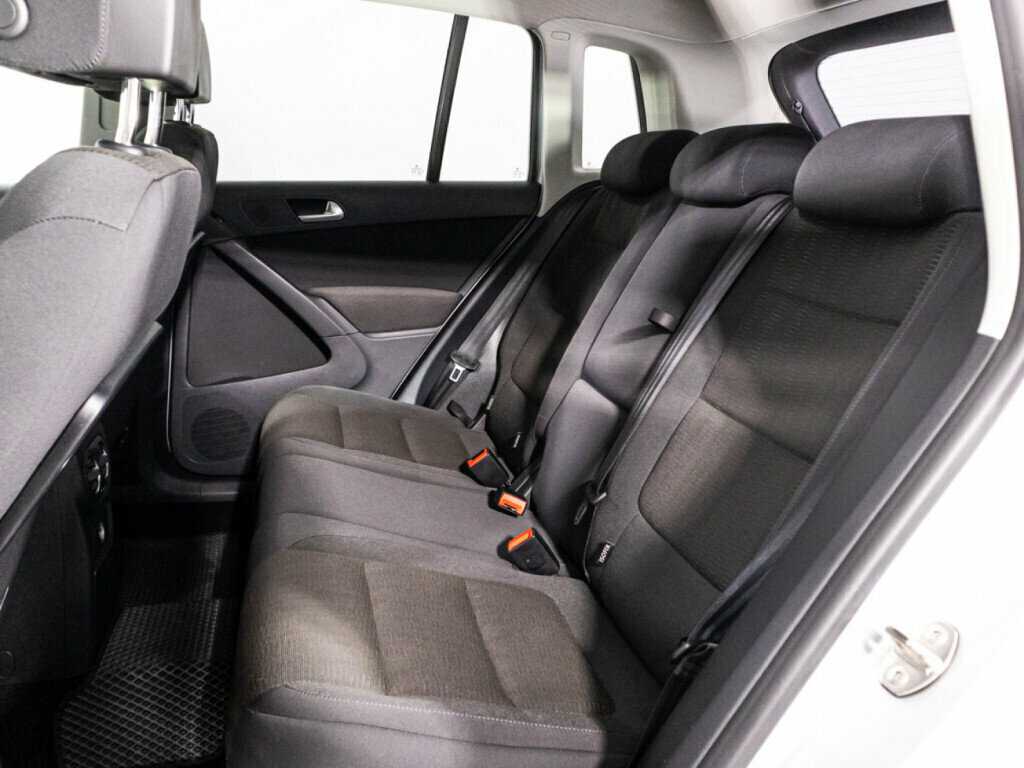 Купить Volkswagen Tiguan с пробегом. Фото: #9