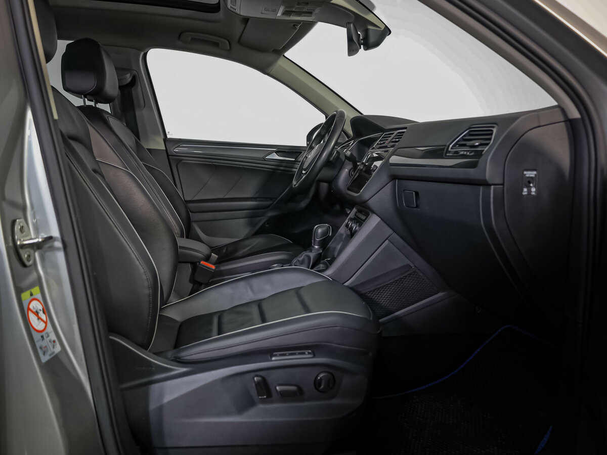 Купить Volkswagen Tiguan с пробегом. Фото: #20