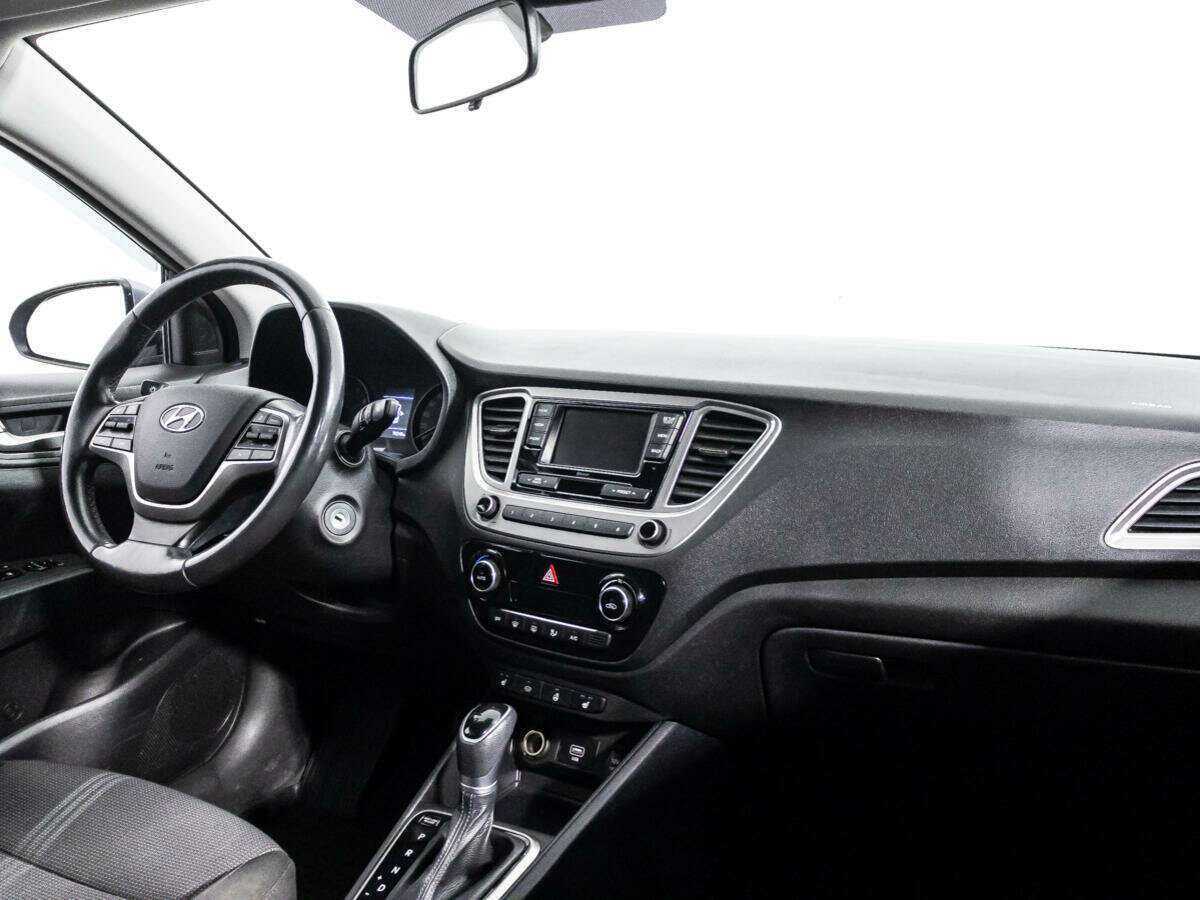 Купить Hyundai Solaris с пробегом. Фото: #8