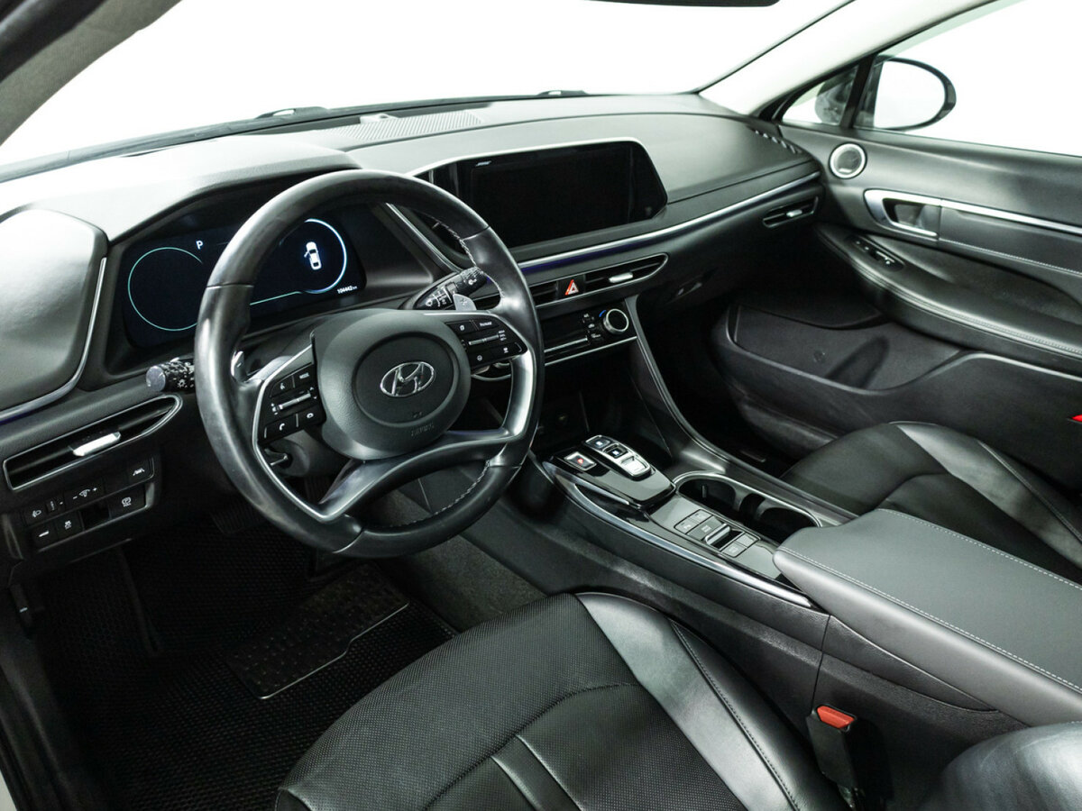 Купить Hyundai Sonata с пробегом. Фото: #10