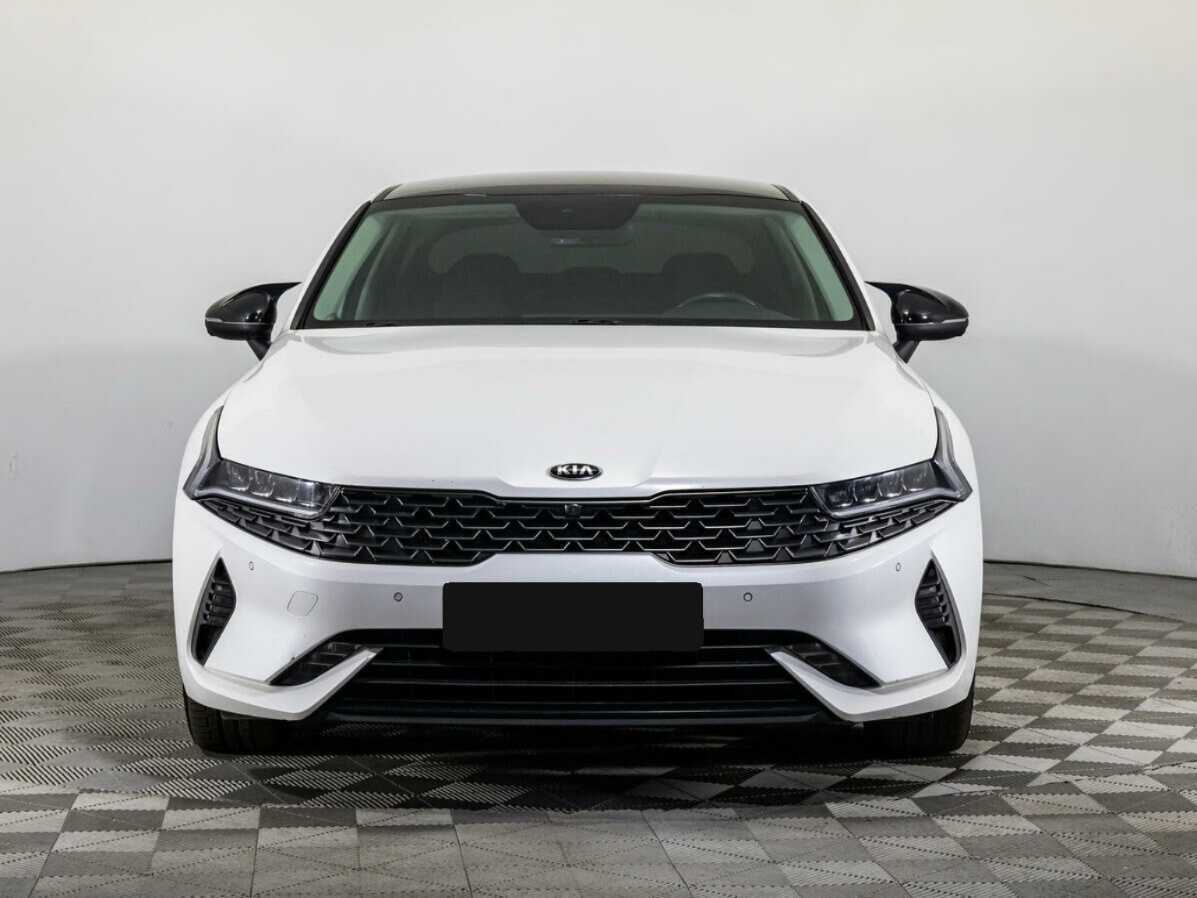 Купить Kia K5 с пробегом. Фото: #1