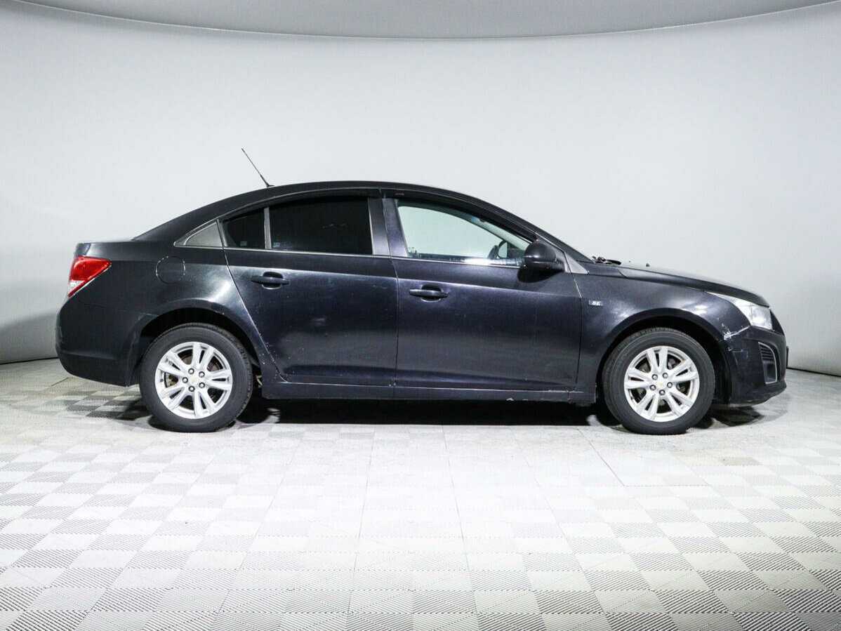 Купить Chevrolet Cruze с пробегом. Фото: #3