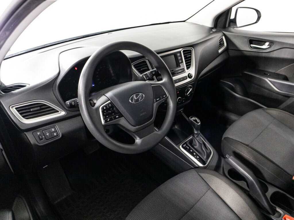 Купить Hyundai Solaris с пробегом. Фото: #10