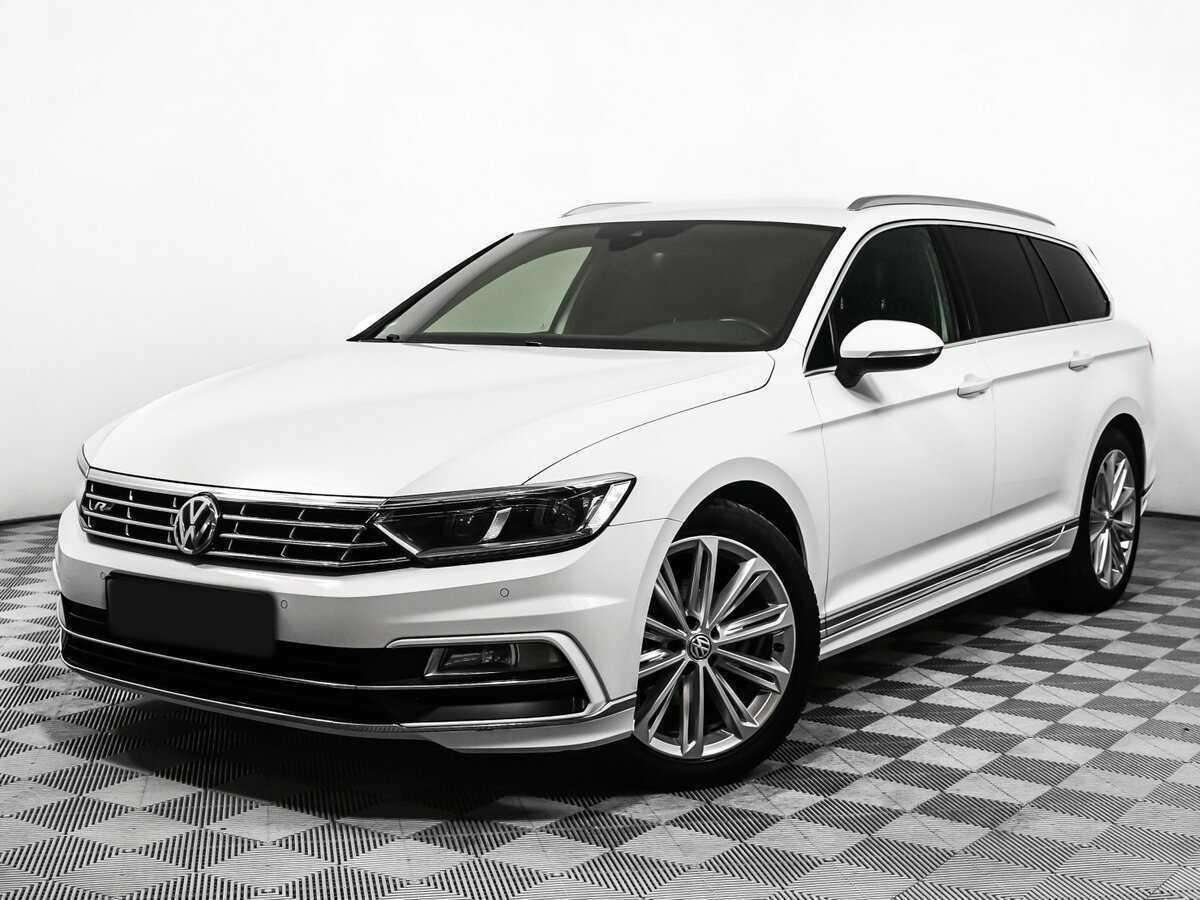 Купить Volkswagen Passat с пробегом. Посмотреть фото