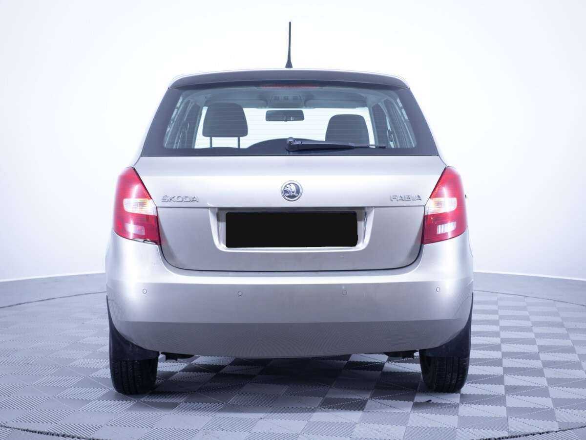 Купить Skoda Fabia с пробегом. Фото: #5