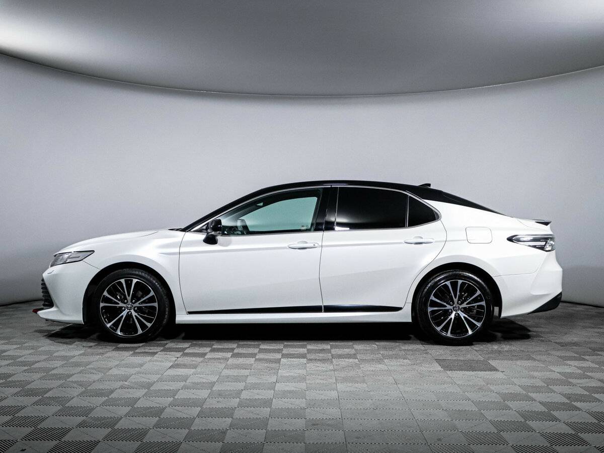 Купить Toyota Camry с пробегом. Фото: #7